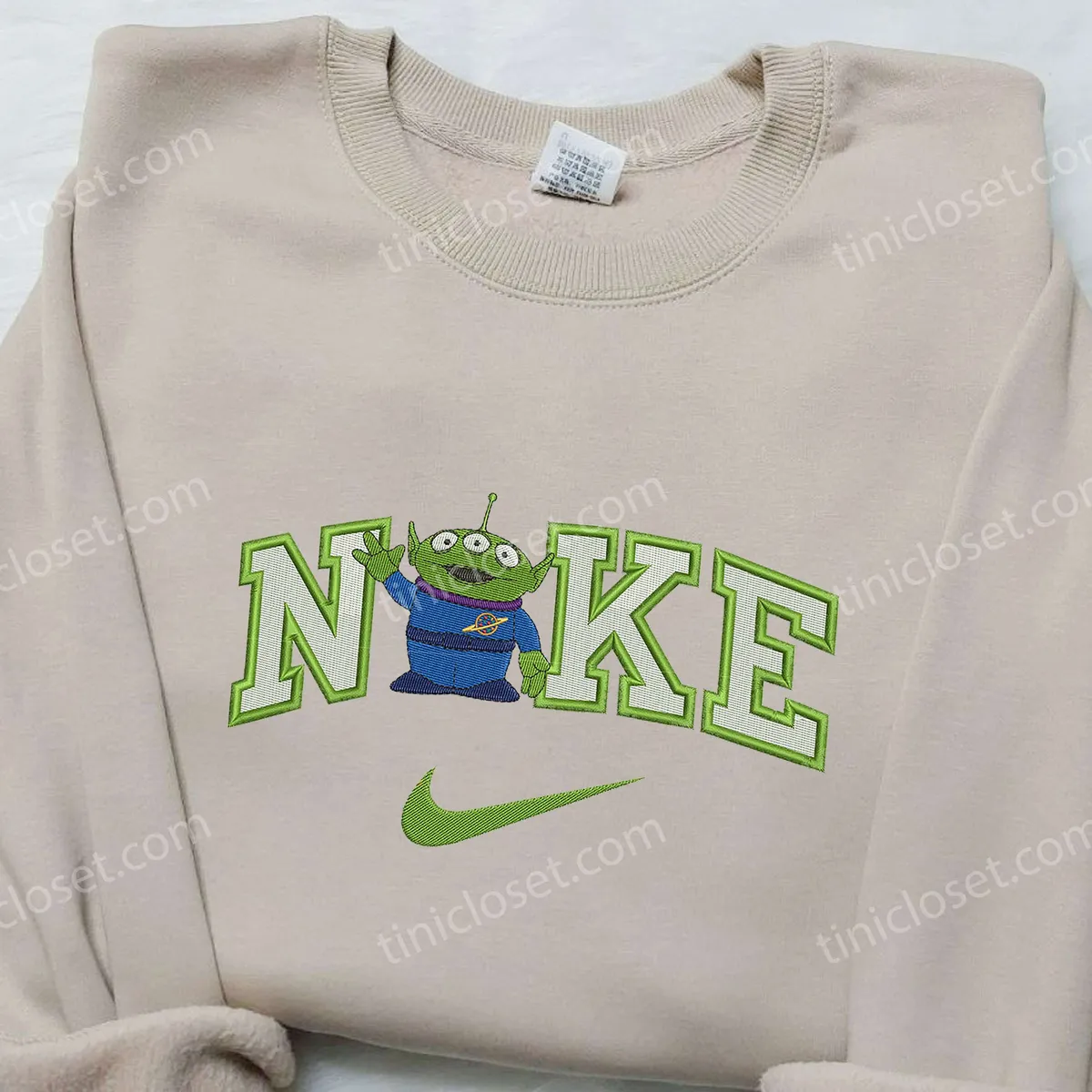 alien toy story x nike embroidered shirt disneyland family shirts nike inspired embroidered hoodie le6li