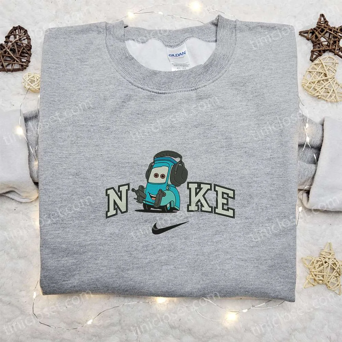 nike x guido cars embroidered sweatshirt disney pixar cars embroidered hoodie custom nike embroidered t shirt qvewt