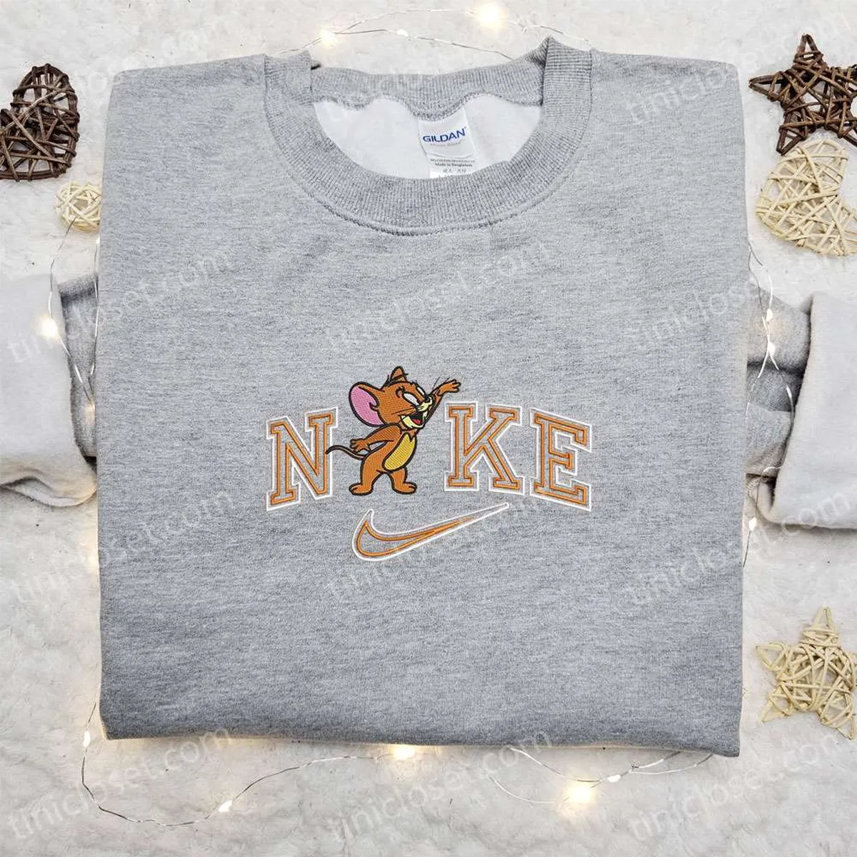 nike x jerry laughing cartoon embroidered sweatshirt warner bros characters embroidered shirt best birthday gift ideas for family dz7kr