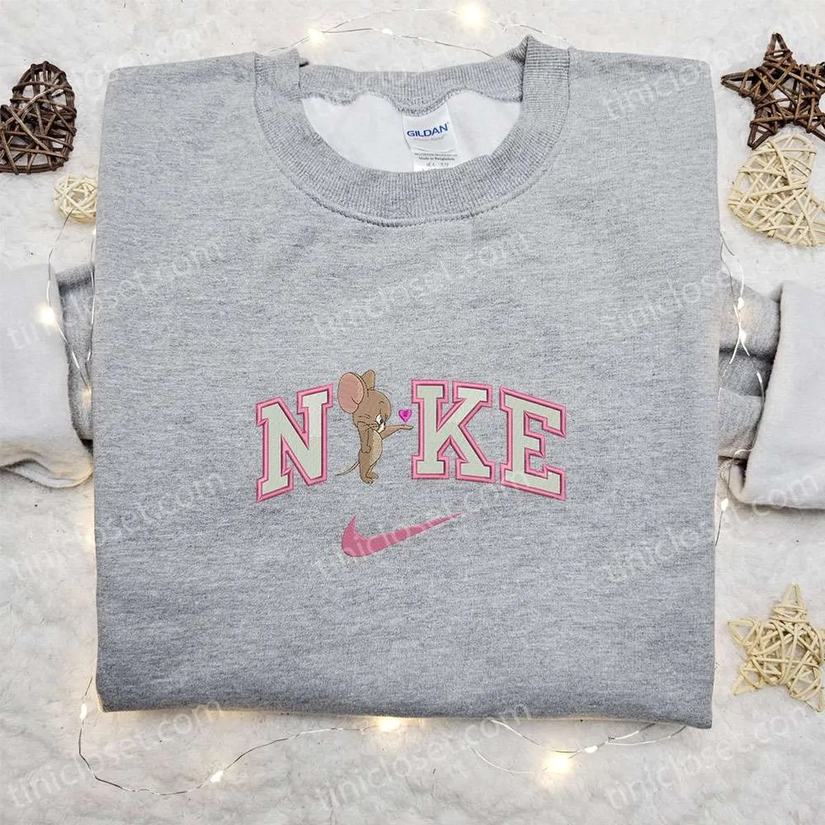 nike x jerry mouse heart embroidered sweatshirt valentineembroidered shirt nike inspired embroidered t shirt