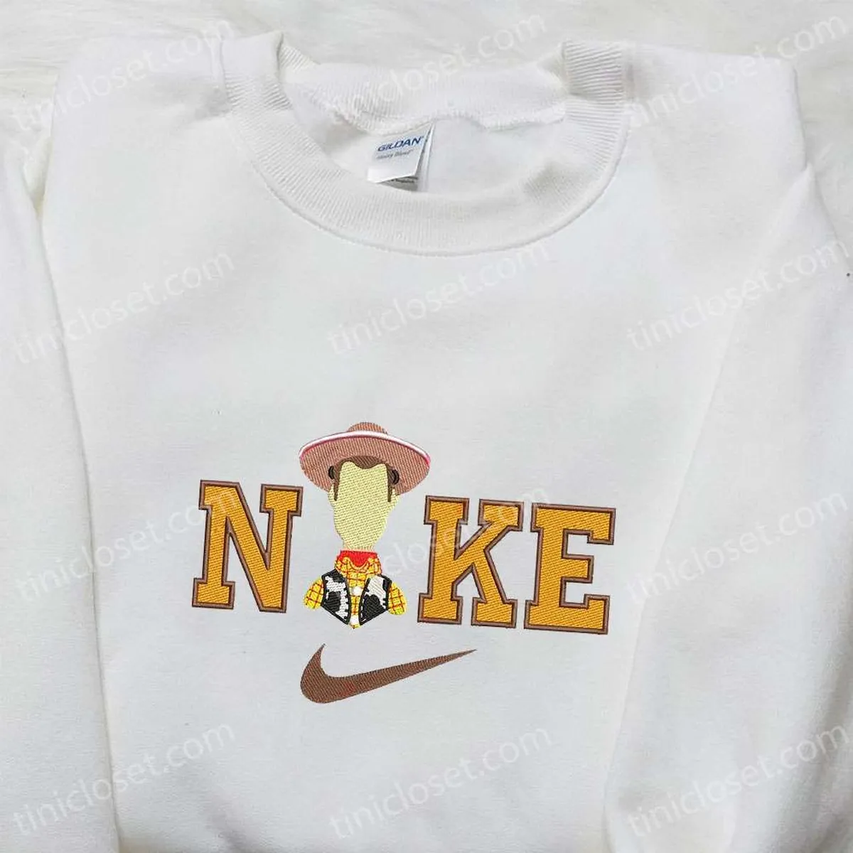 nike x woody disney embroidered sweatshirt disney characters embroidered t shirt best gift ideas for family rckpt