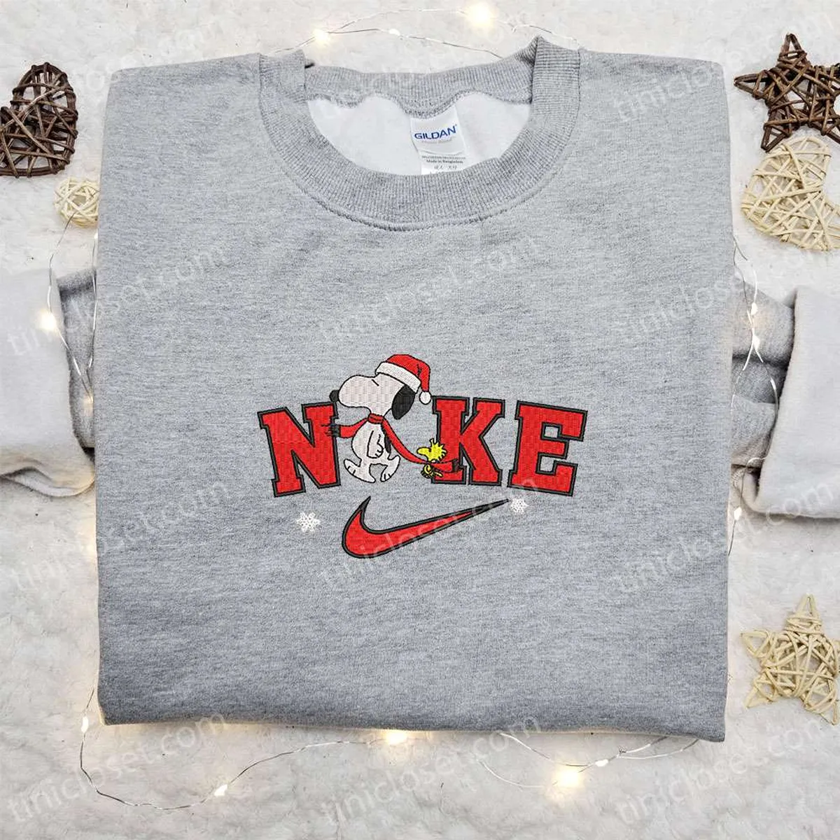 nike x xmas snoopy cartoon embroidered shirt best christmas gift ideas embroidered hoodie custom nike embroidered t shirt npr2h