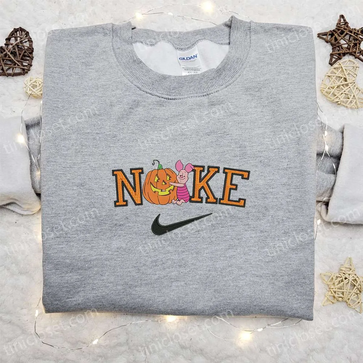 piglet pumpkin halloween x nike embroidered sweatshirt walt disney characters embroidered shirt best halloween gift ideas f4hvc